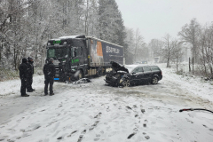 20231128_105608000_iOS